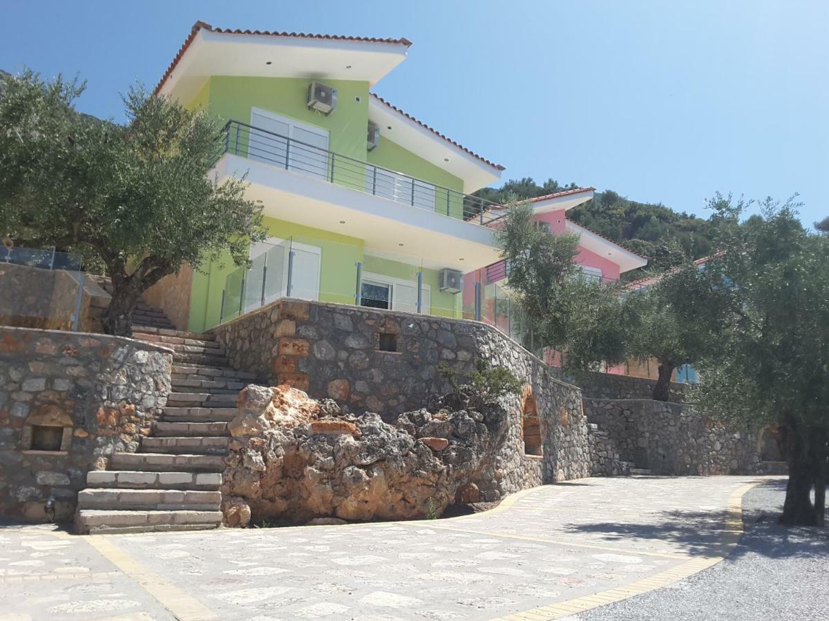 Shiraz Villas Kalamata Eksteriør billede